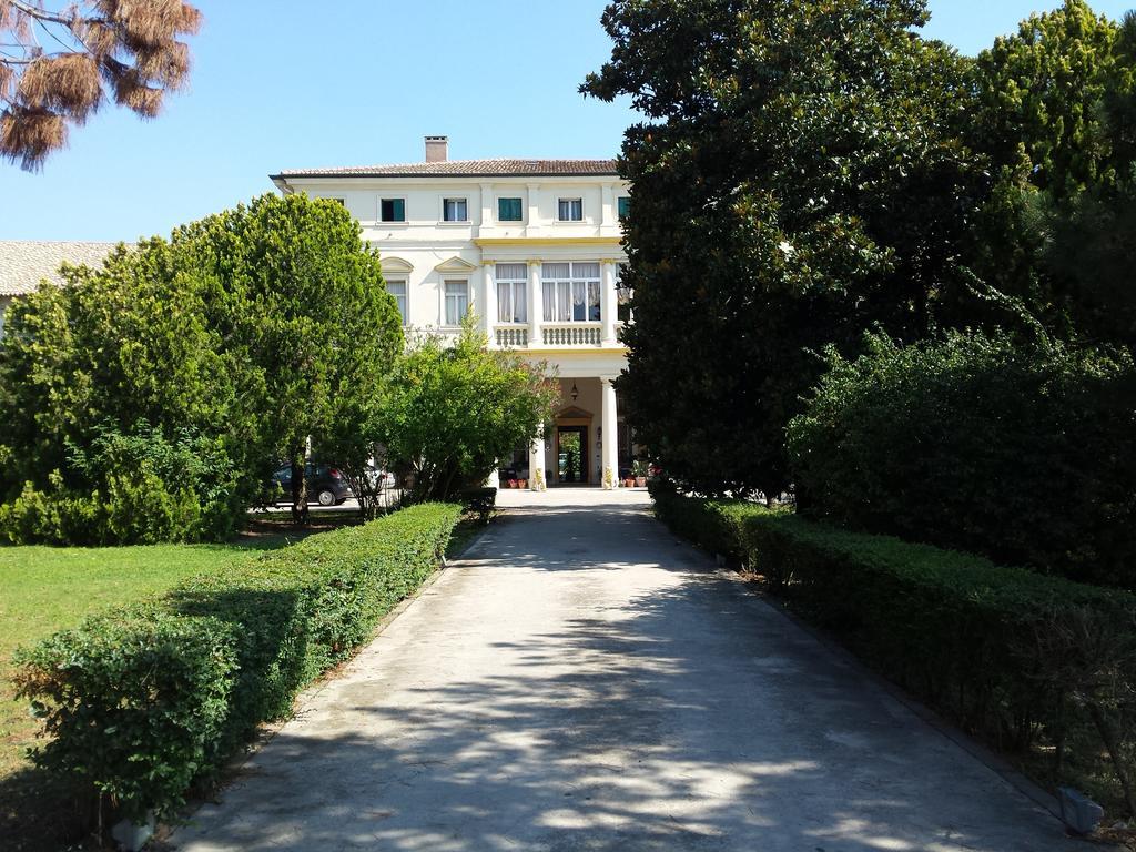 Villa Carrer Porto Viro Eksteriør bilde