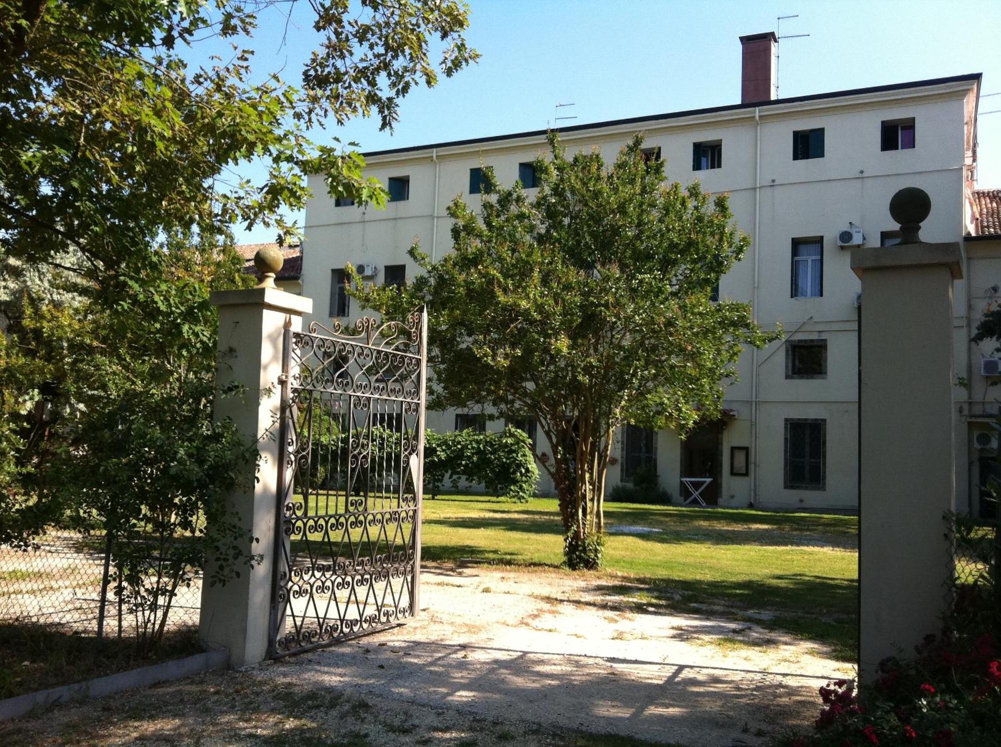 Villa Carrer Porto Viro Eksteriør bilde
